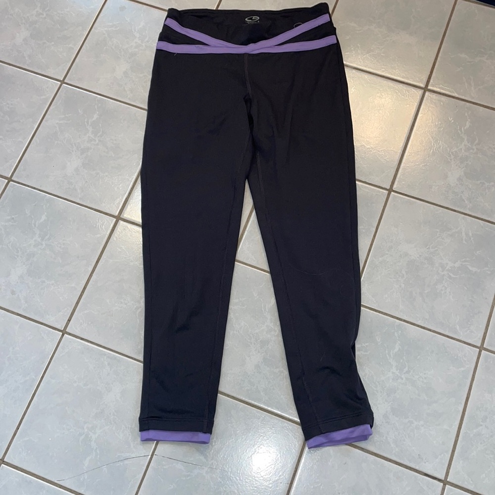 Champion capris leggings